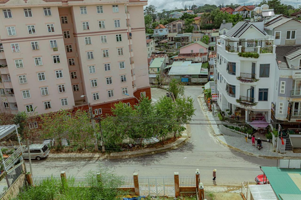 Maymimi Villa Hotel In Dalat Exterior photo